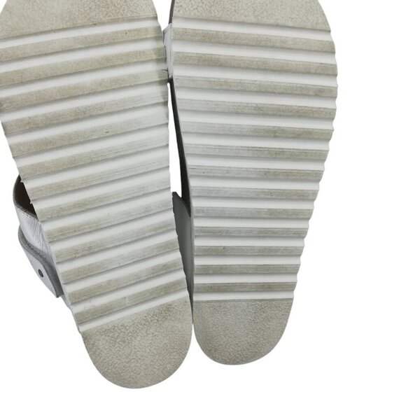 Taos Lola White Leather Toe Loop Sandals Size EU 37 US 6.-6.5 Thong Hook & Loop - Picture 7 of 13